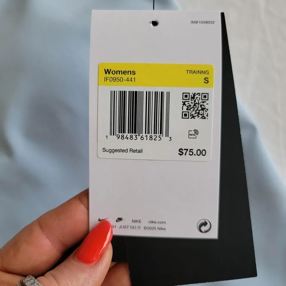 Nike nwt universa